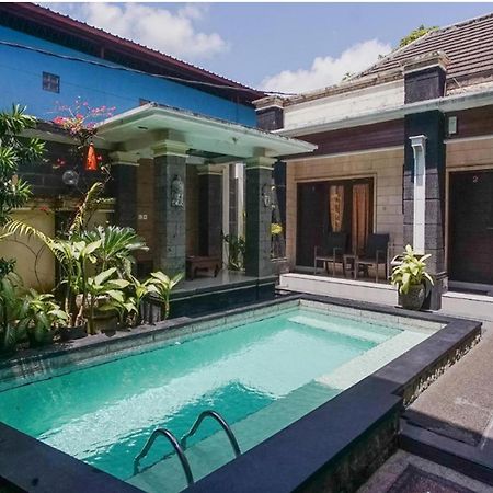 Denays Guesthouse Jimbaran 外观 照片