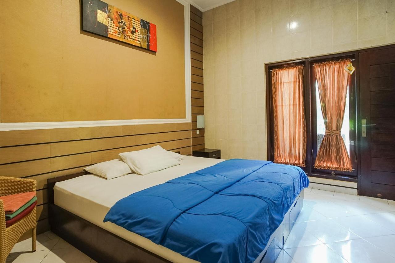 Denays Guesthouse Jimbaran 外观 照片