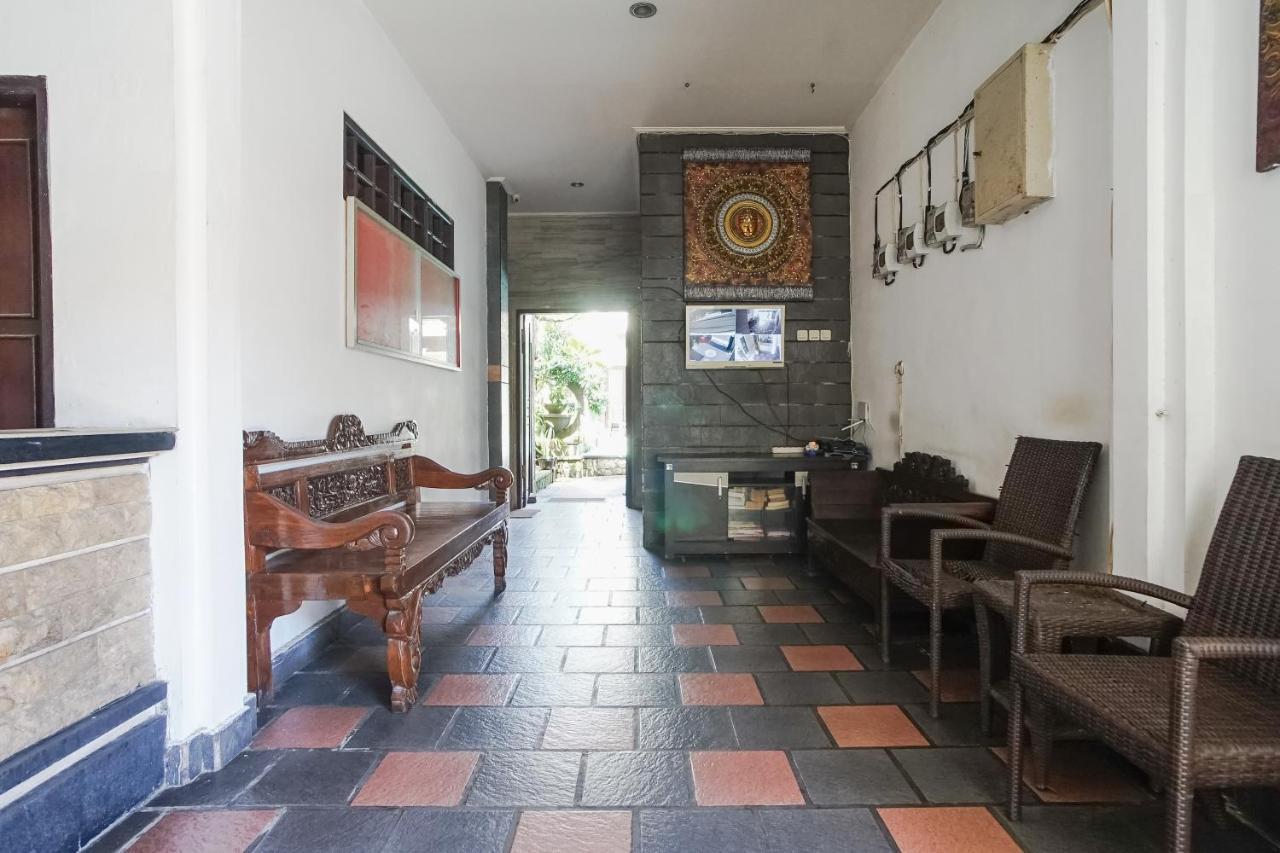 Denays Guesthouse Jimbaran 外观 照片